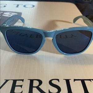 Men Oakley sunglasses